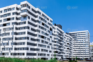 Продается 3-комнатная квартира 98 кв. м в Харькове, Московский пр.