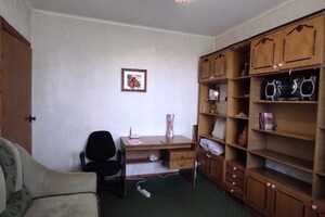 Продается 3-комнатная квартира 72 кв. м в Хмельницком, ул. Зализняка Максима