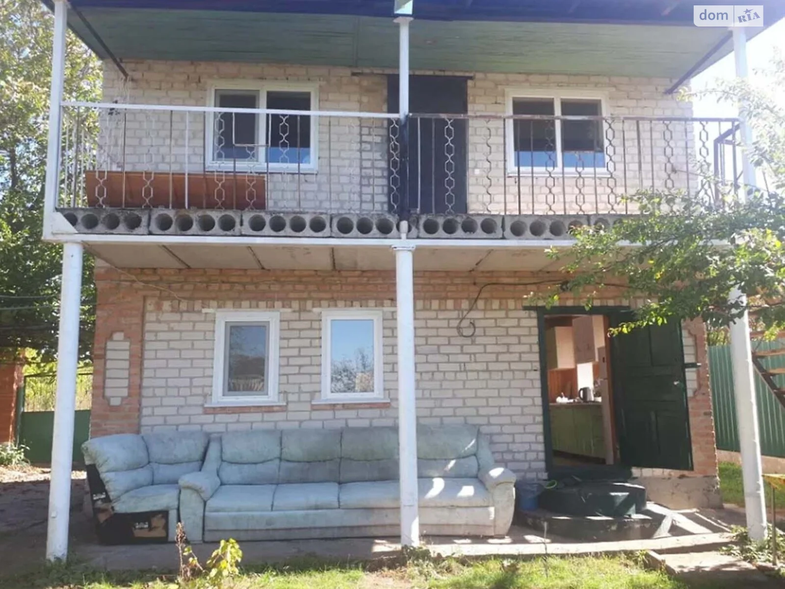 Продається будинок 2 поверховий 80 кв. м з гаражем, цена: 15000 $