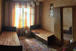 Здається в оренду кімната 50 кв. м у Києві, цена: 2000 грн