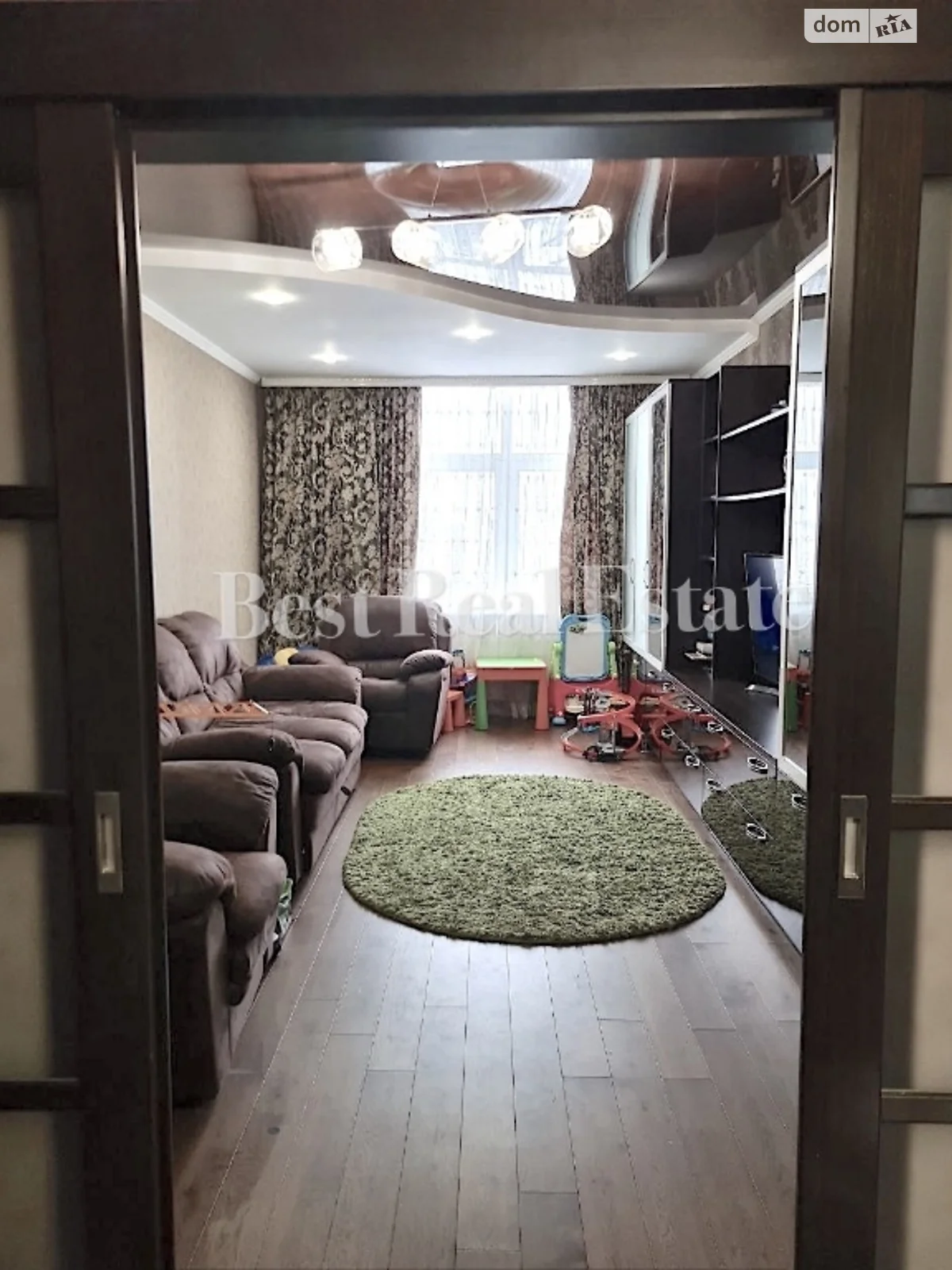 Продается 2-комнатная квартира 80.2 кв. м в Киеве, цена: 112000 $