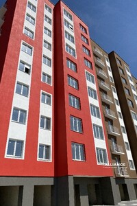 Продается 2-комнатная квартира 69.79 кв. м в Ивано-Франковске, цена: 37687 $