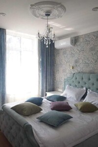 Продается 3-комнатная квартира 72 кв. м в Киеве, цена: 170000 $