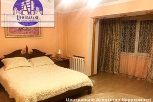 Продается 1-комнатная квартира 41 кв. м в Черновцах, Русская улица