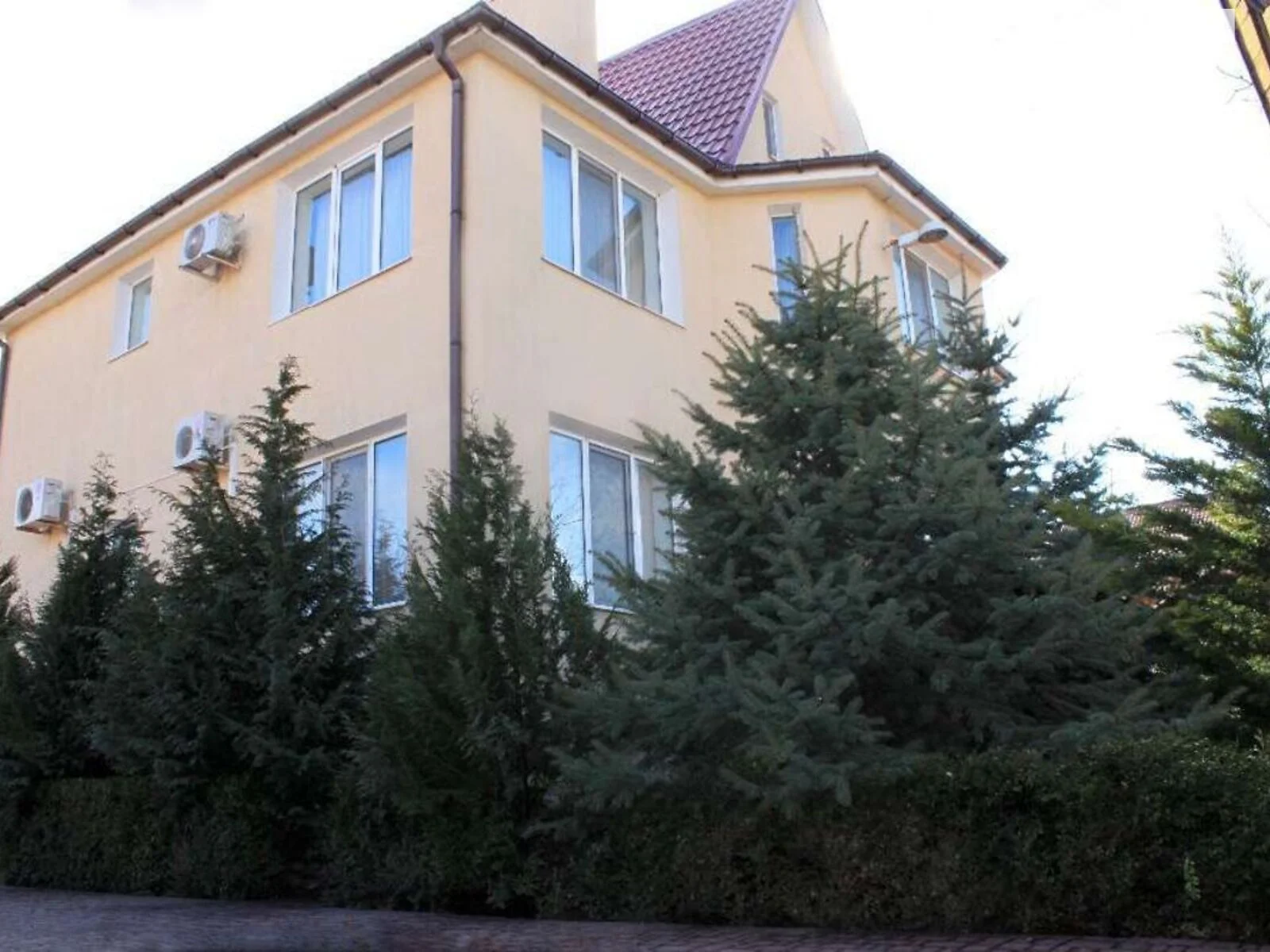Продается дом на 2 этажа 312 кв. м с мансардой, цена: 350000 $