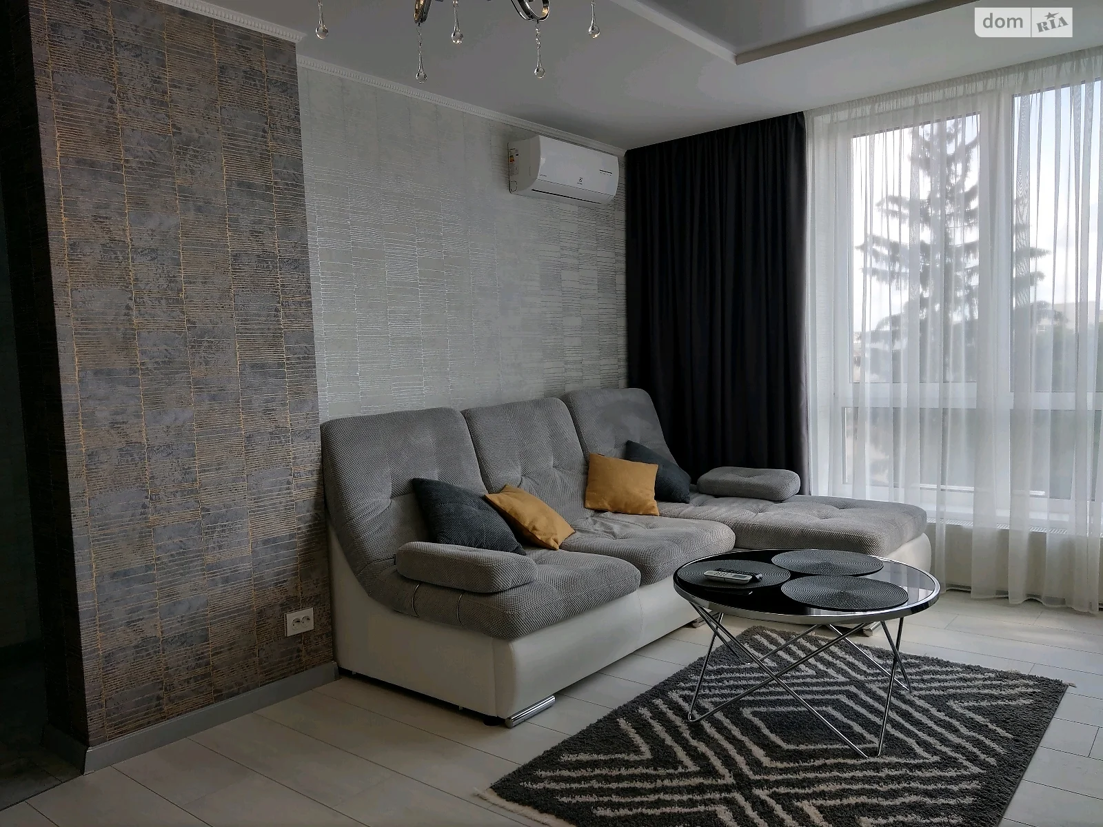 1-кімнатна квартира 41.8 кв. м у Тернополі