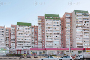 Продается 4-комнатная квартира 130 кв. м в Харькове, Вернадского улица