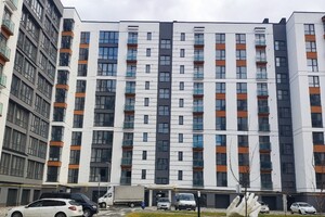 Продается 1-комнатная квартира 43.4 кв. м в Ивано-Франковске, вулиця Гетьмана Мазепи