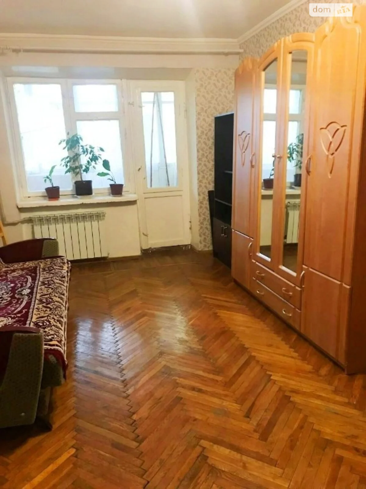 Продается 1-комнатная квартира 33 кв. м в Одессе, просп. Добровольского
