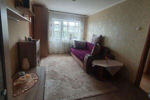 Продается 2-комнатная квартира 43 кв. м в Ужгороде, Свободи Проспект