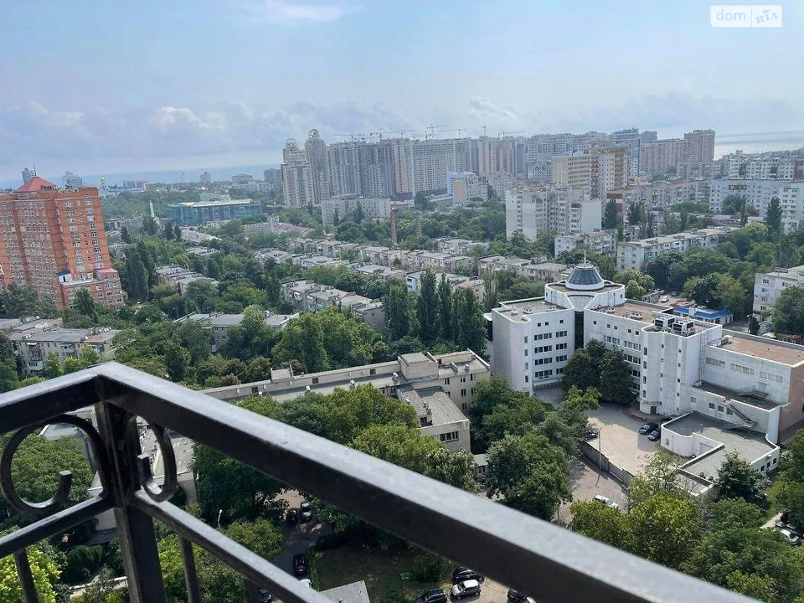 Продается 2-комнатная квартира 67 кв. м в Одессе, Фонтанская дор., 25 - фото 1