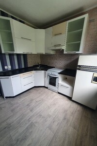 Продаж квартири, Запоріжжя, р‑н. Бородинський, Мурманська вулиця, буд. 3