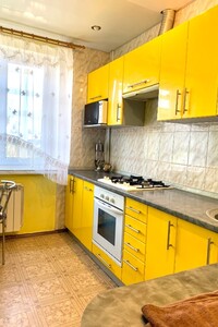 Продается 3-комнатная квартира 61 кв. м в Запорожье, Звенигодская