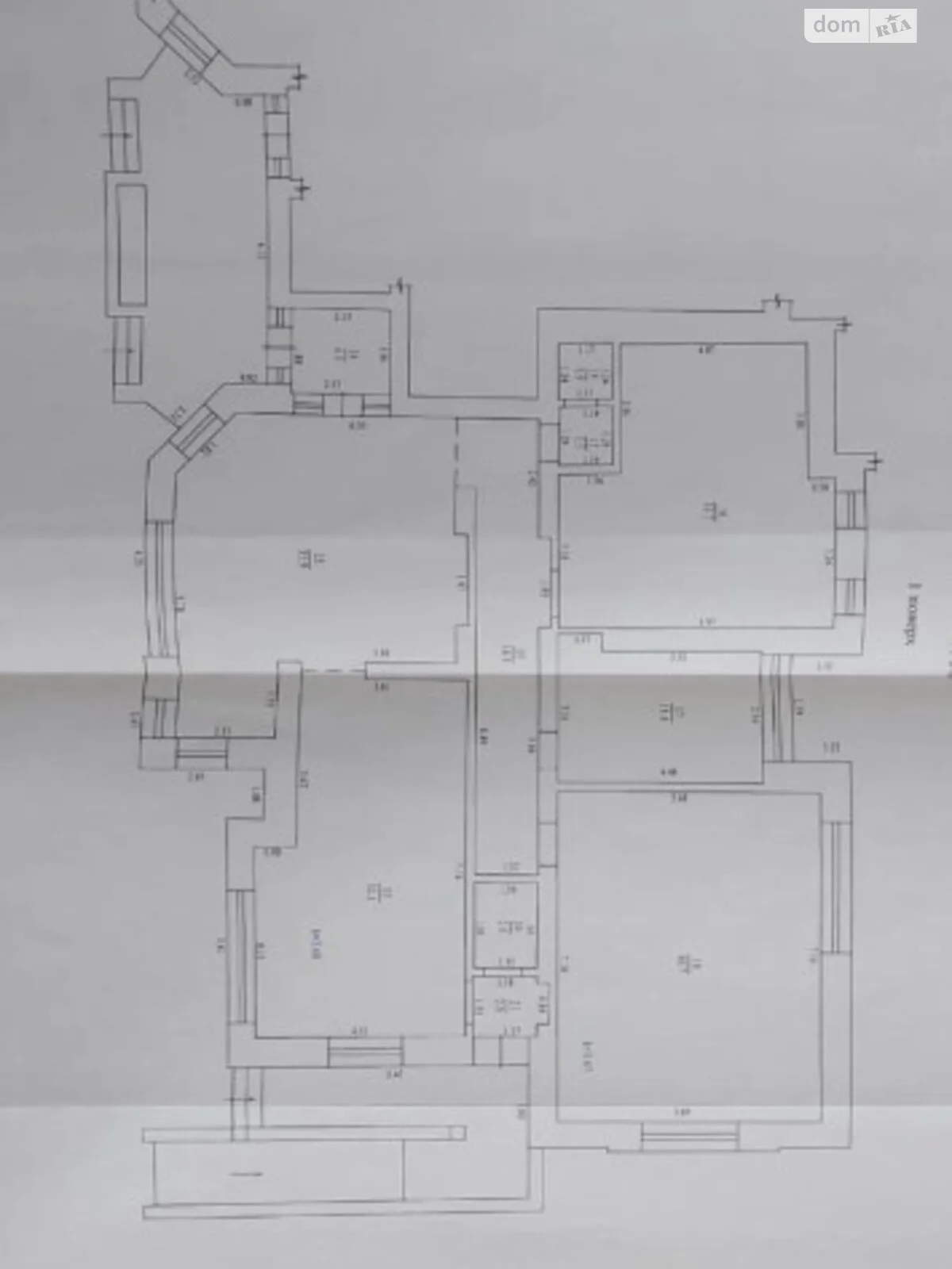 Продается помещения свободного назначения 180 кв. м в 4-этажном здании, цена: 378000 $