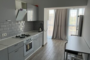 Продается 3-комнатная квартира 82.3 кв. м в Ивано-Франковске, цена: 77000 $