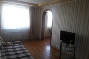 Сдается в аренду 3-комнатная квартира 64 кв. м в Харькове, цена: 8000 грн