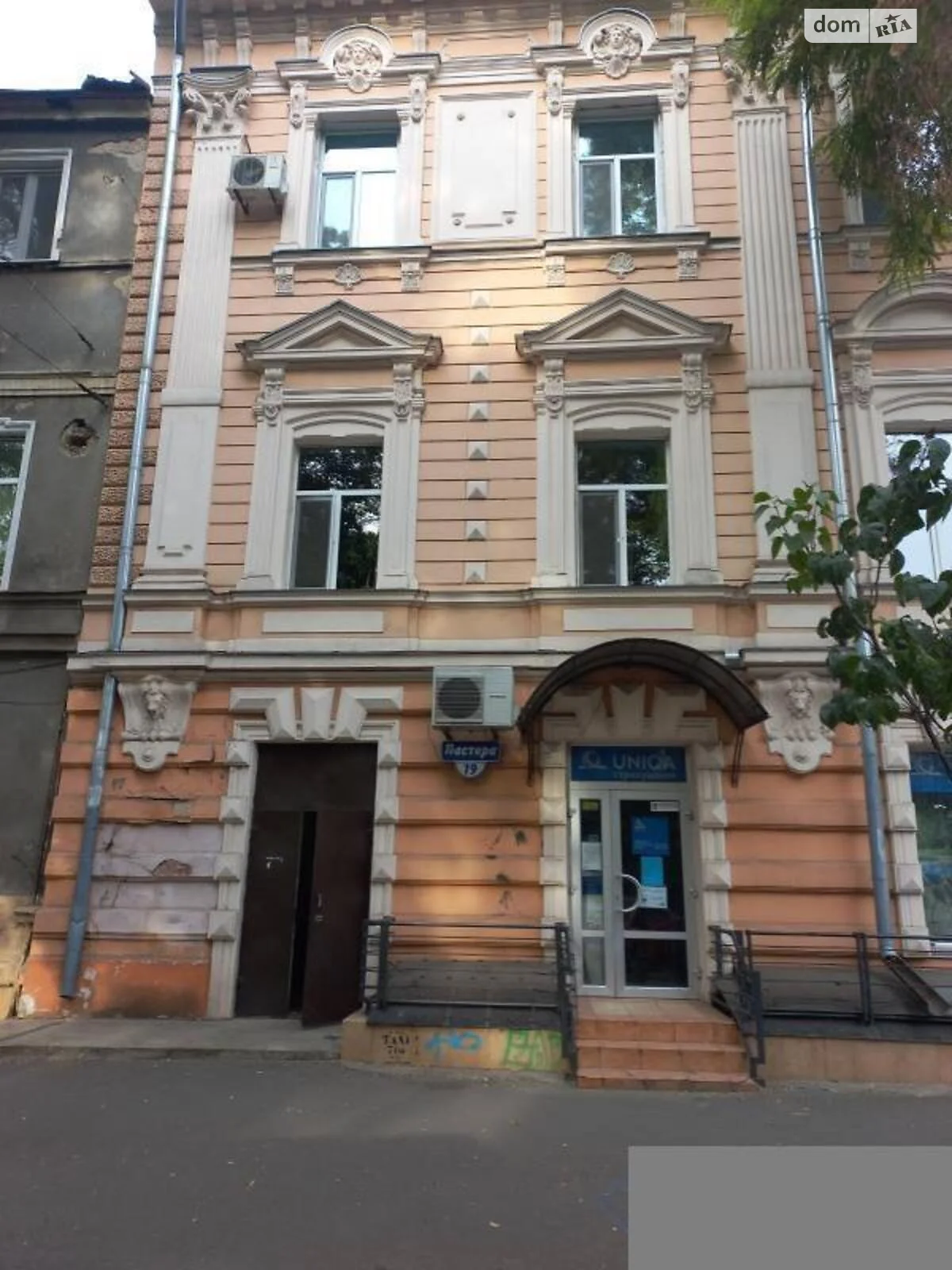 Продається кімната 75 кв. м у Одесі, цена: 12000 $
