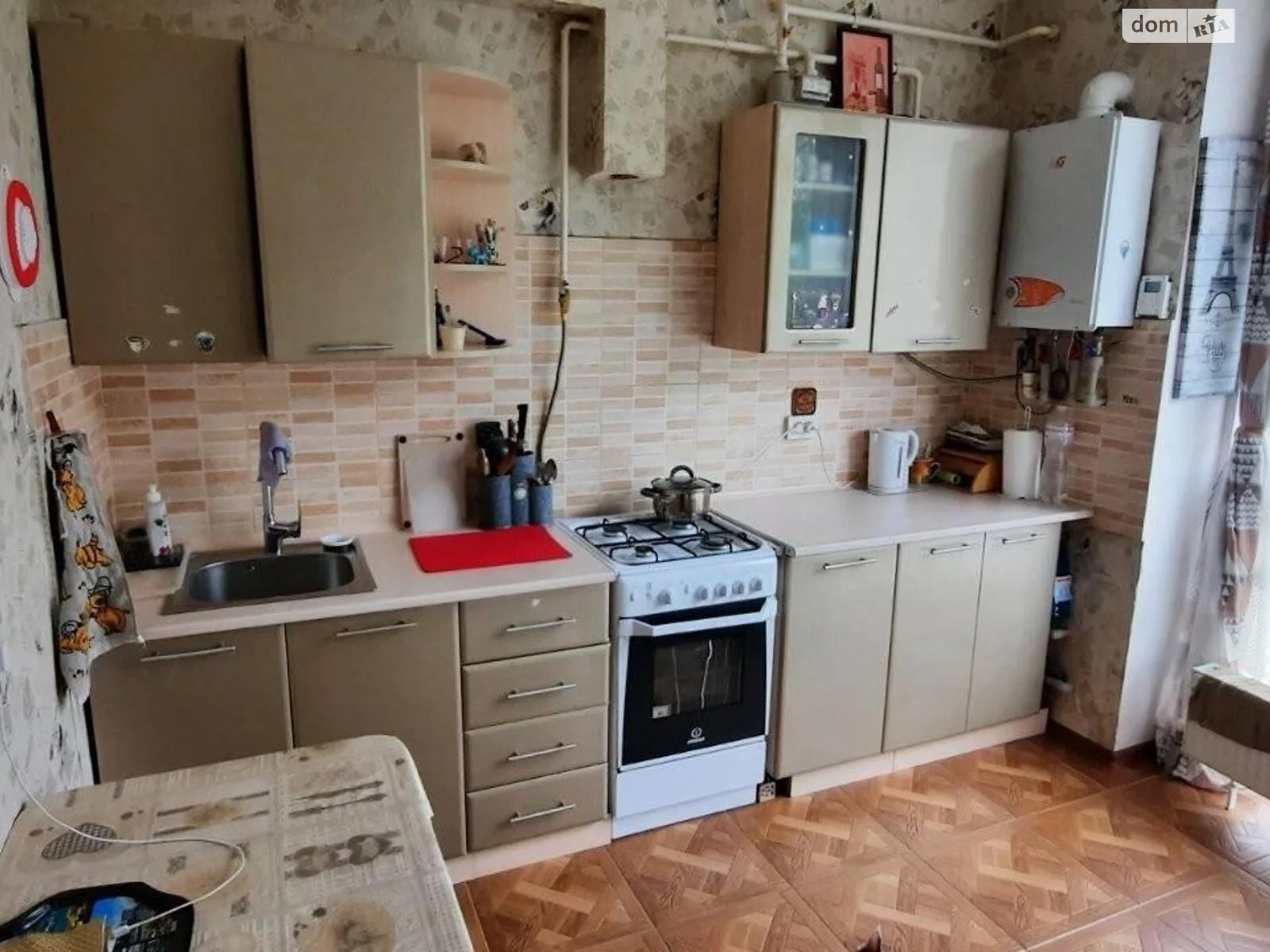 Продается 1-комнатная квартира 35 кв. м в Великодолинском, ул. Мариинская