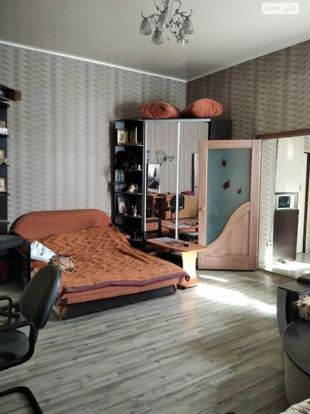 Продається 2-кімнатна квартира 50 кв. м у Одесі, вул. Чорноморського козацтва