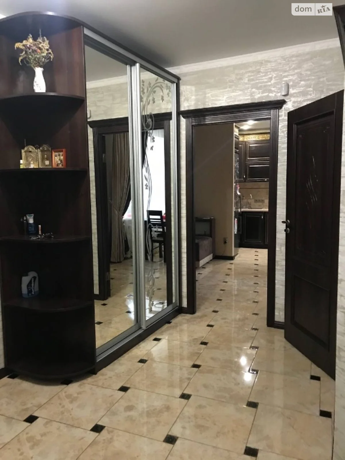 Продается 3-комнатная квартира 120 кв. м в Виннице, ул. Вячеслава Черновола
