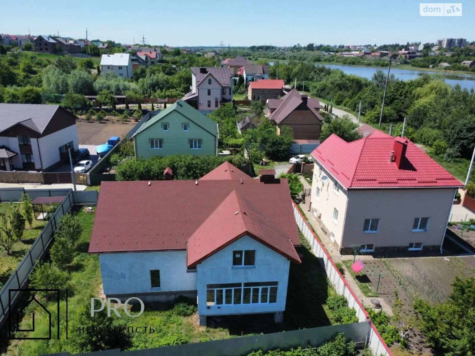 Продается дом на 2 этажа 344.6 кв. м с камином - фото 2