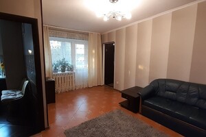 Продается 3-комнатная квартира 65 кв. м в Хмельницком, Подольская улица