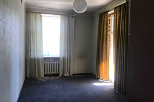 Продается 4-комнатная квартира 98 кв. м в Днепре, Кирова пр.