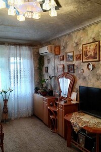 Продается 1-комнатная квартира 30 кв. м в Днепре, проспект (Кирова) Александра Поля