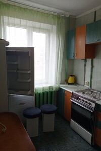 Сдается в аренду 1-комнатная квартира 35 кв. м в Ровно, Дубенская улица