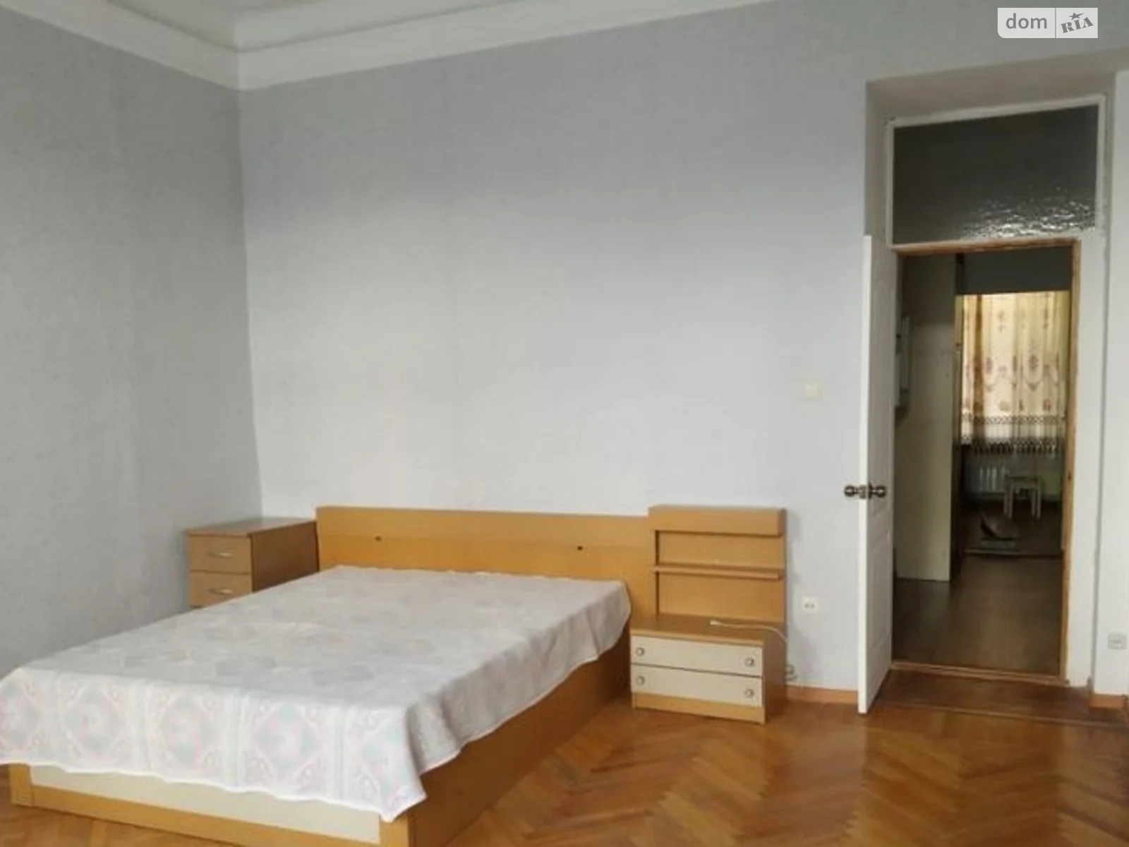 Продается 1-комнатная квартира 40 кв. м в Одессе, пер. Сельскохозяйственный - фото 1