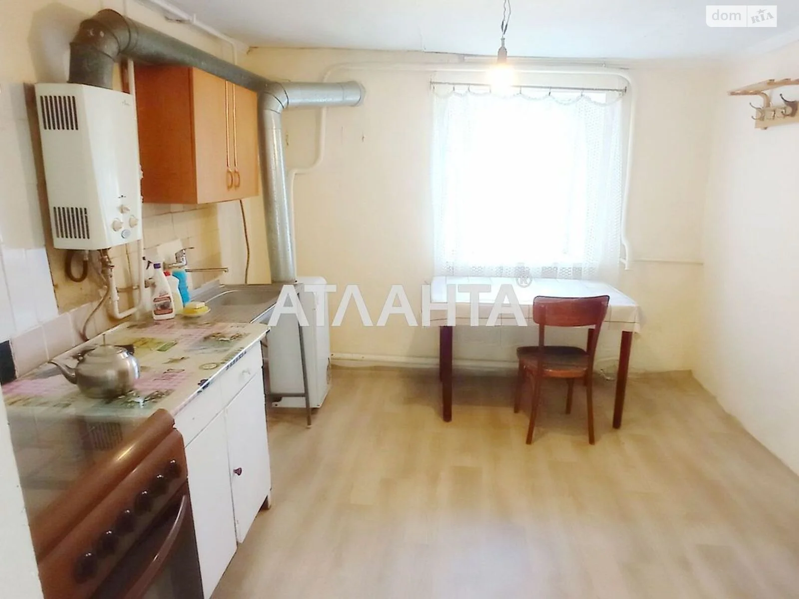 Продається одноповерховий будинок 61 кв. м з каміном, цена: 45000 $