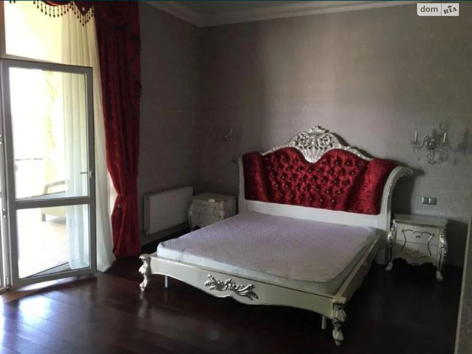 Продается 4-комнатная квартира 216 кв. м в Одессе, пер. Нахимова, 6 - фото 1