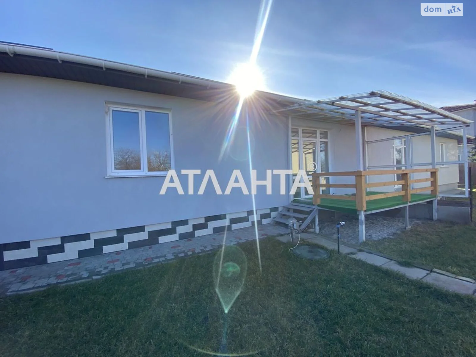 Продается дом на 2 этажа 98.7 кв. м с гаражом, цена: 135000 $ - фото 1