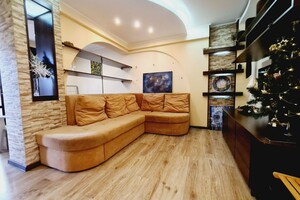 Продаж квартири, Чернівці, р‑н. Проспект, Незалежності Проспект