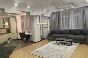 Сдается в аренду 3-комнатная квартира 123 кв. м в Киеве, Леси Украинки бульвар