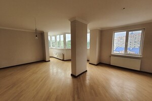 Продается 4-комнатная квартира 158 кв. м в Виннице, Зодчих улица