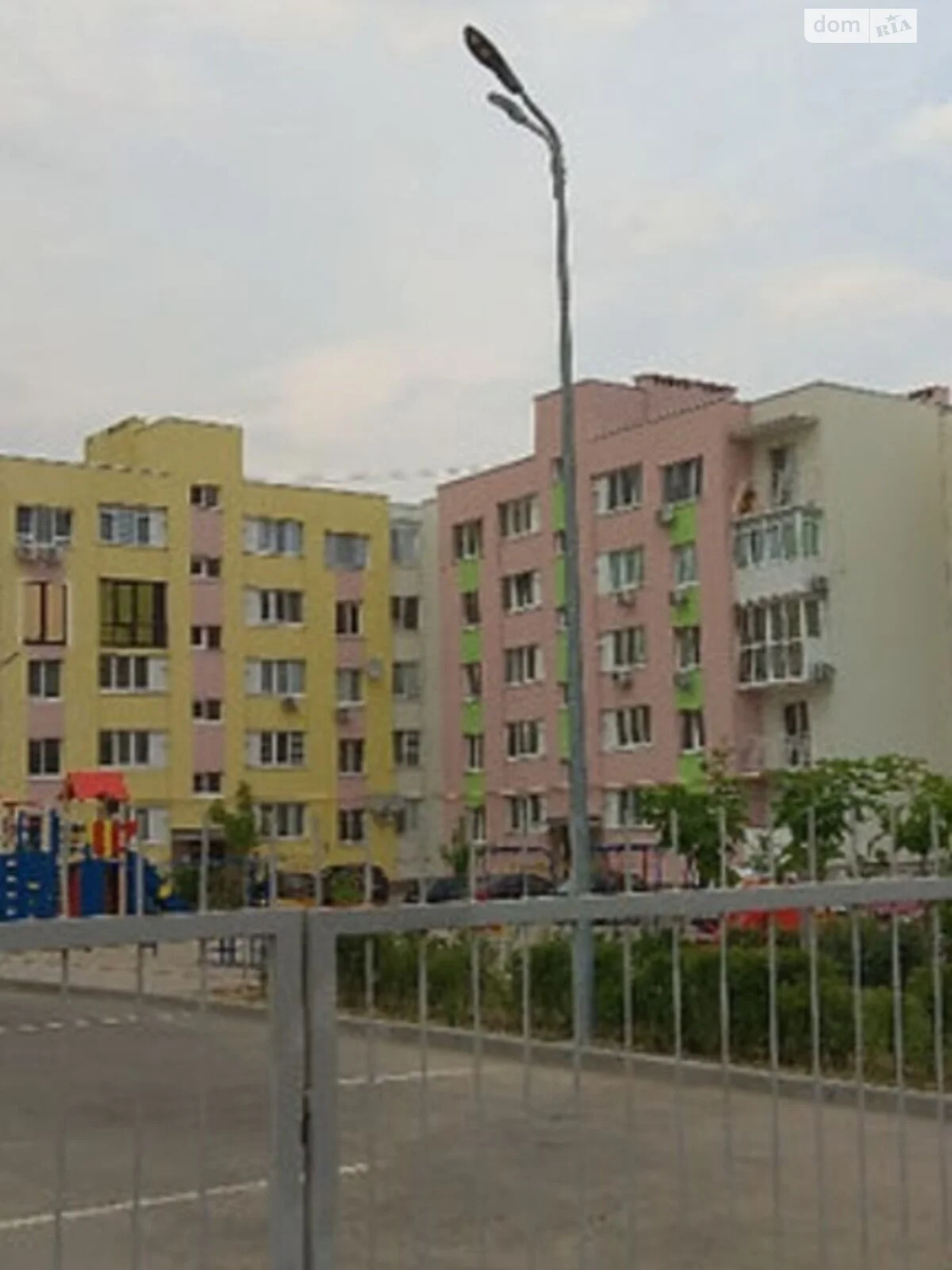 Продается 3-комнатная квартира 93 кв. м в Николаеве, ул. Архитектора Старова, 4 - фото 1