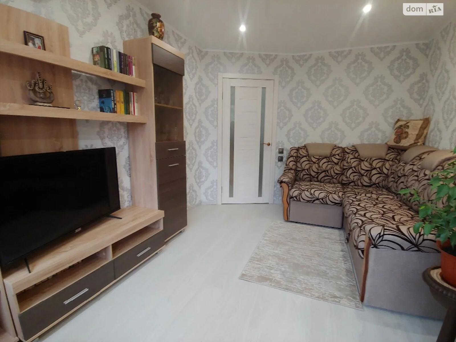 Продается 2-комнатная квартира 46 кв. м в Ровно, цена: 57300 $ - фото 1