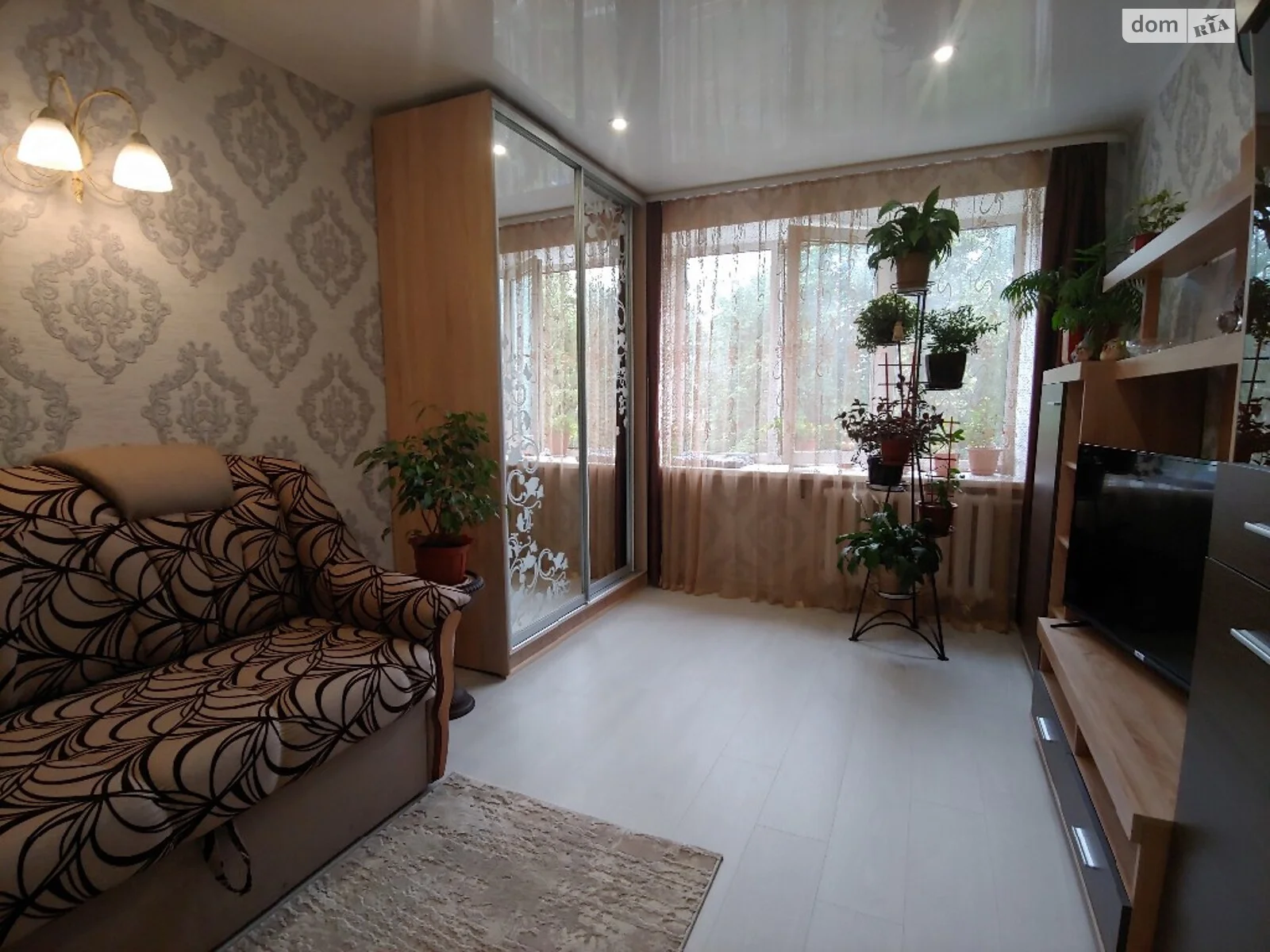 Продается 2-комнатная квартира 46 кв. м в Ровно - фото 2