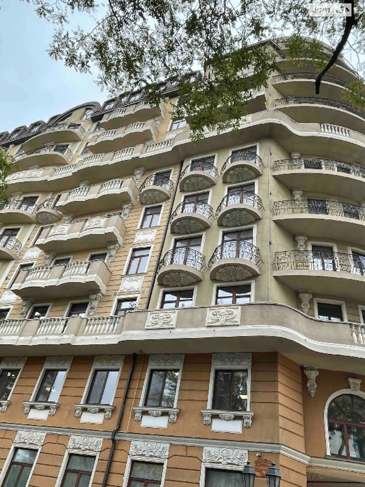 Продается 2-комнатная квартира 96 кв. м в Одессе, спуск Военный