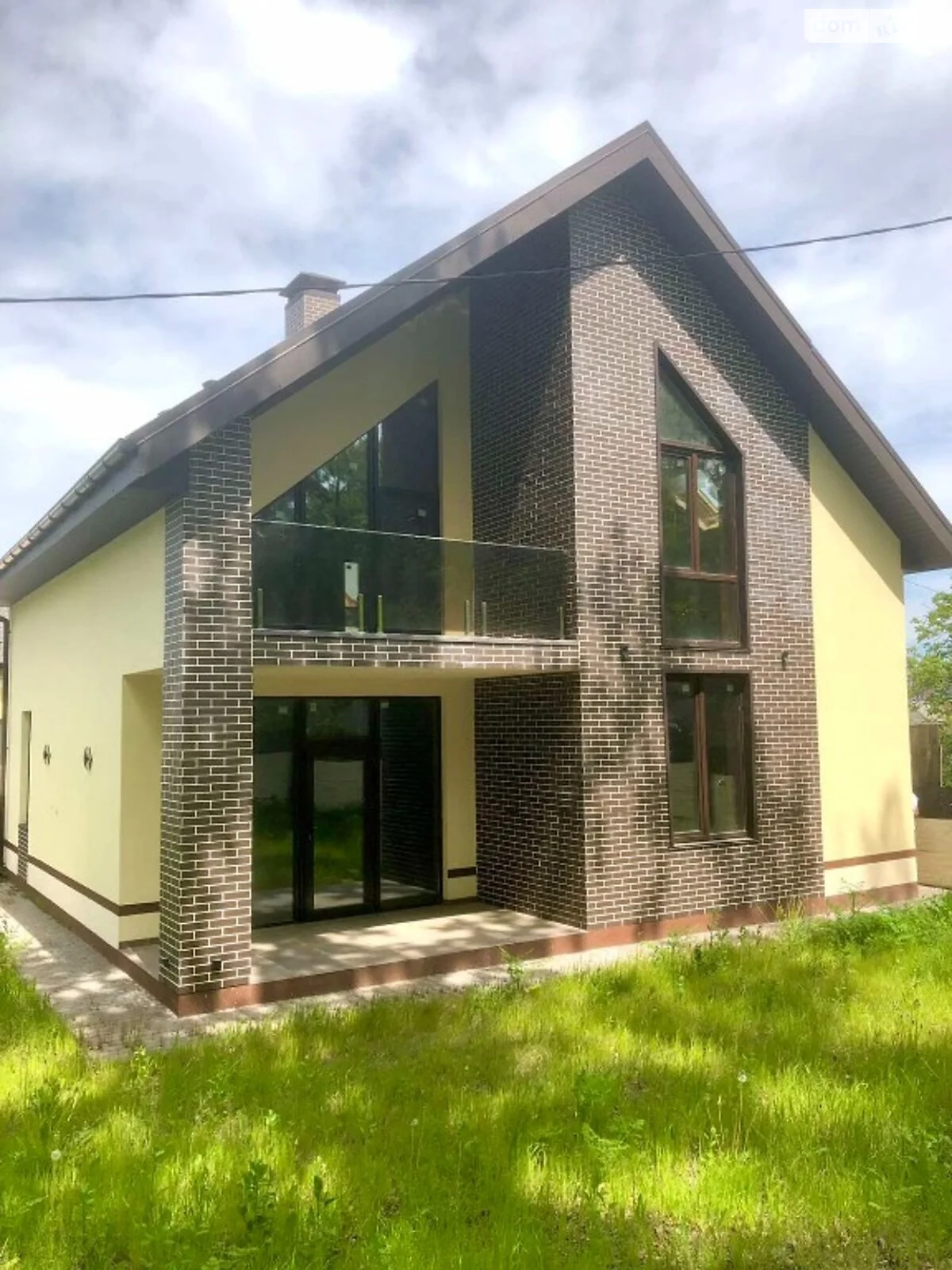 Продается дом на 2 этажа 143 кв. м с террасой, цена: 115000 $ - фото 1