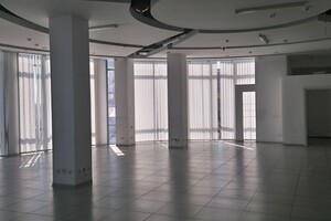 Долгосрочная аренда торговой площади, Днепр, р‑н. Центральный, Яворницкого Дмитрия (Карла Маркса) проспект, дом 5