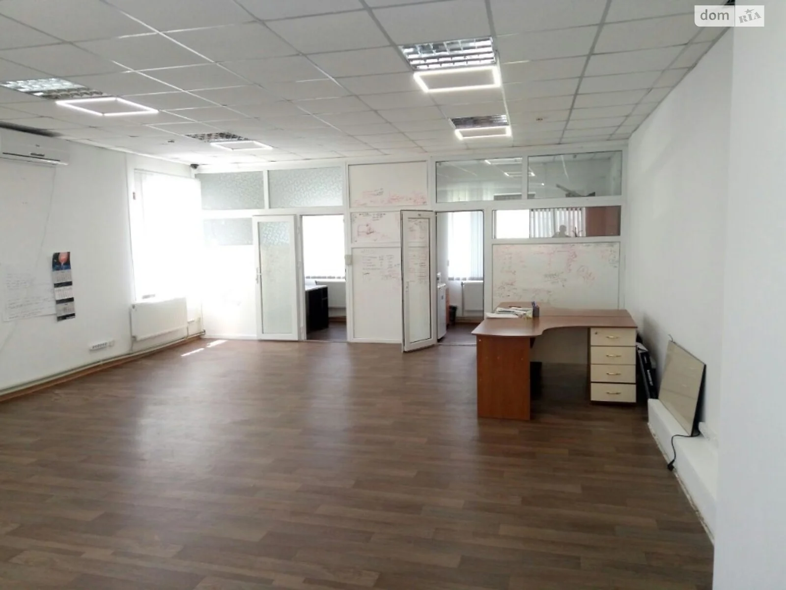 Продается офис 73 кв. м в бизнес-центре - фото 2