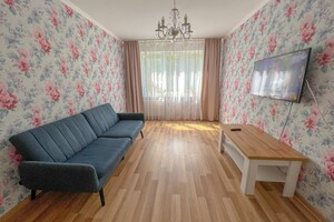 Продажа квартиры, Чернигов, р‑н. Ремзавод, Мира проспект, дом 197а