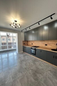Продажа квартиры, Ивано-Франковск, р‑н. Вокзал, Макогона улица, дом 23