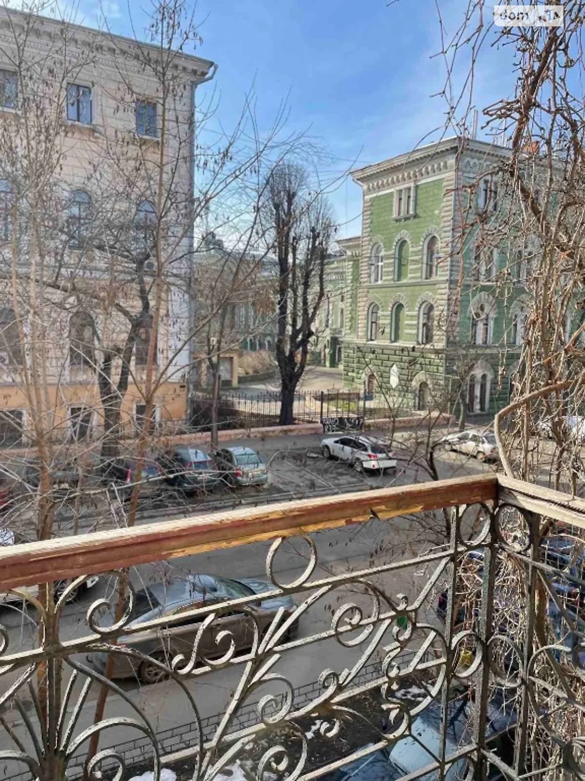 Продається 4-кімнатна квартира 178 кв. м у Одесі, вул. Університетська