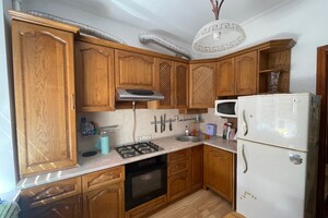 Довгострокова оренда квартири, Чернівці, р‑н. Головний, Головна вулиця