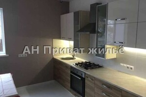 Продается дом на 2 этажа 100 кв. м с баней/сауной, ул. Василия Барки