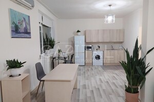 Продается 1-комнатная квартира 60 кв. м в Киеве, цена: 108000 $