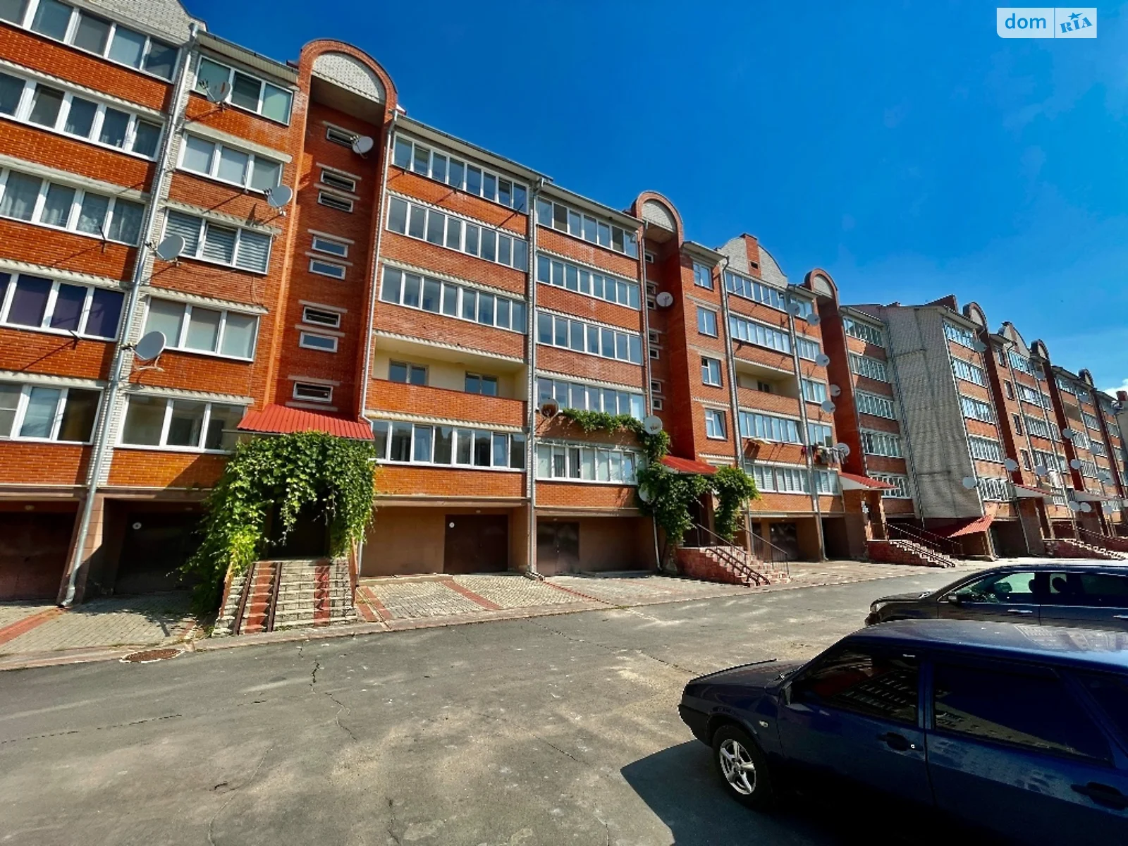 Продается 2-комнатная квартира 50.9 кв. м в Черткове, цена: 34000 €